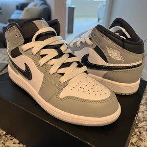 Size 2Y white/grey Jordan 1s worn once comes with box